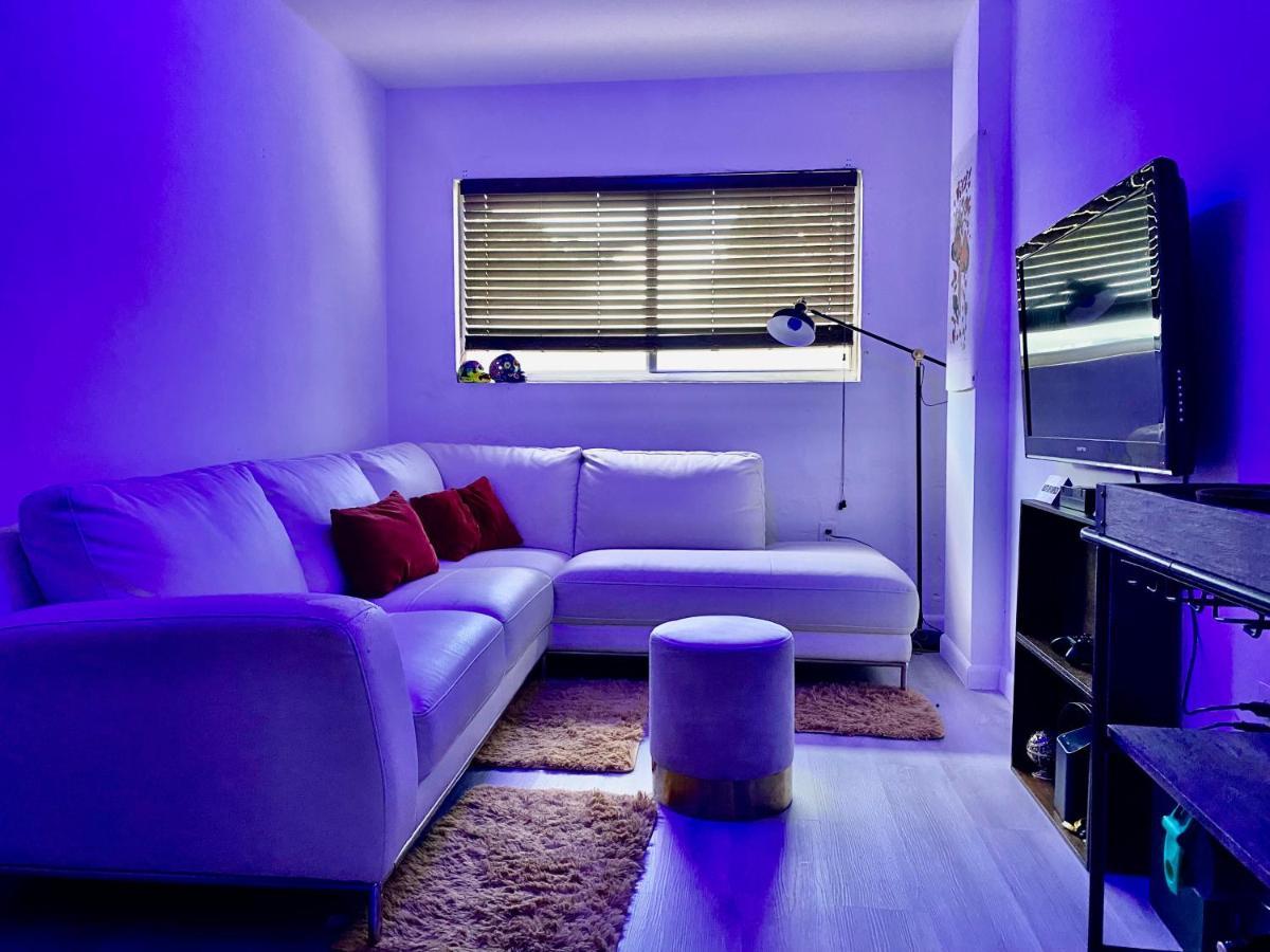 Cool & Cozy Homestay Miami Buitenkant foto